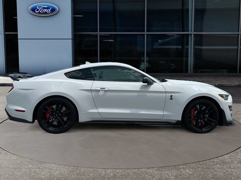 Used 2021 Ford Mustang Shelby GT500 w/ Technology Package RWD image 9