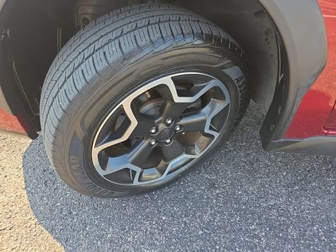 Used 2014 Subaru Crosstrek 2.0i Limited AWD/4WD image 9