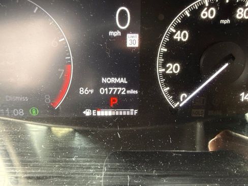Used 2024 Honda HR-V Sport image 11