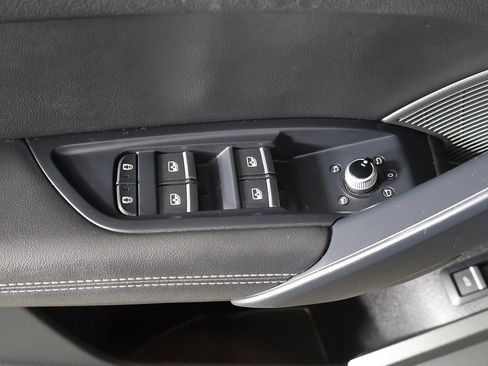 Used 2023 Audi Q5 2.0T Premium Plus image 35