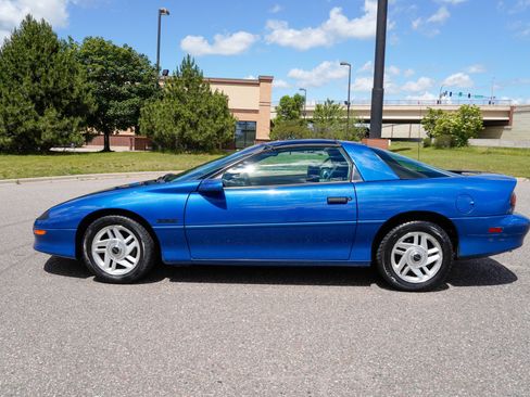 Used 1996 Chevrolet Camaro Z28 RWD image 7
