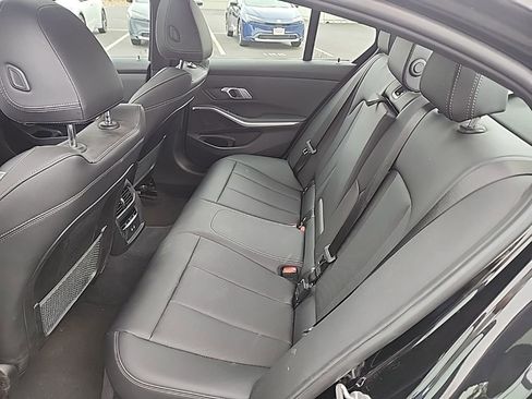 Used 2022 BMW 330e w/ M Sport Package image 11