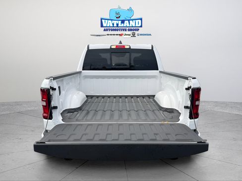 Used 2026 RAM 1500 Big Horn AWD/4WD image 5