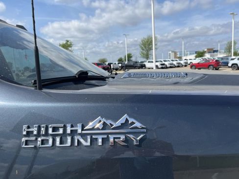 Used 2020 Chevrolet Silverado 2500 High Country w/ Z71 Off-Road Package image 9