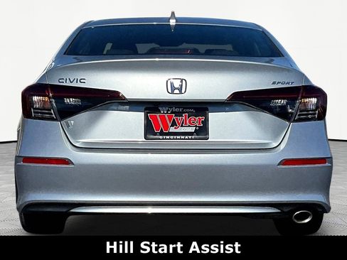 Used 2025 Honda Civic Sport image 5