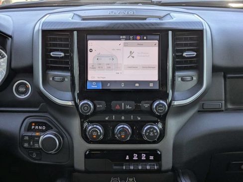 Used 2025 RAM 1500 Big Horn AWD/4WD image 17