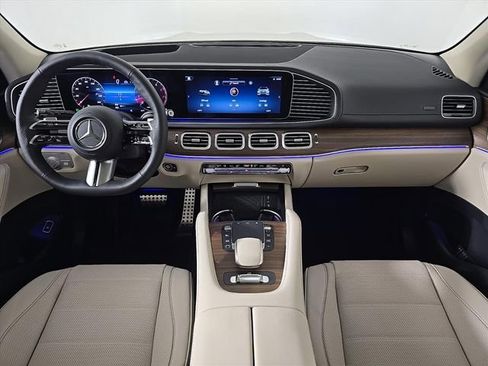 New 2026 Mercedes-Benz GLS 450 4MATIC image 30