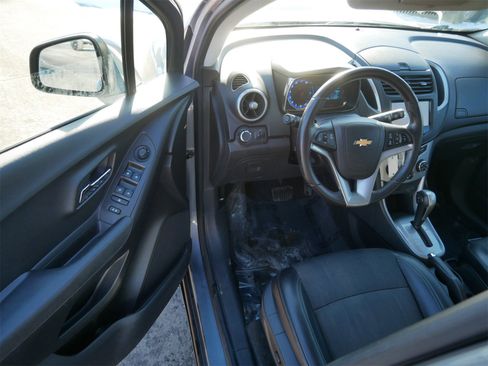 Used 2015 Chevrolet Trax LT w/ LT Plus Package image 9
