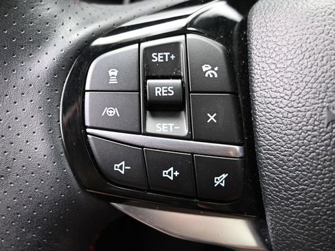 Used 2023 Ford Explorer ST w/ Equipment Group 401A AWD/4WD image 21