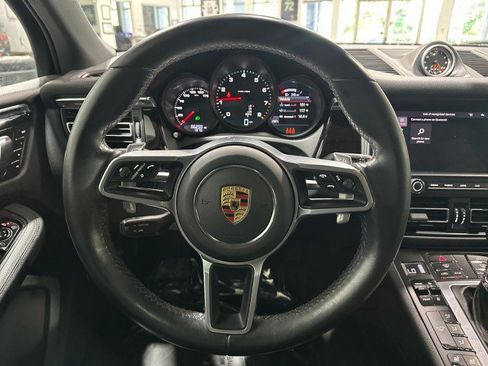Used 2021 Porsche Macan AWD/4WD image 57