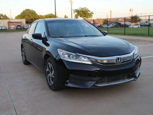 Used 2016 Honda Accord LX image 3