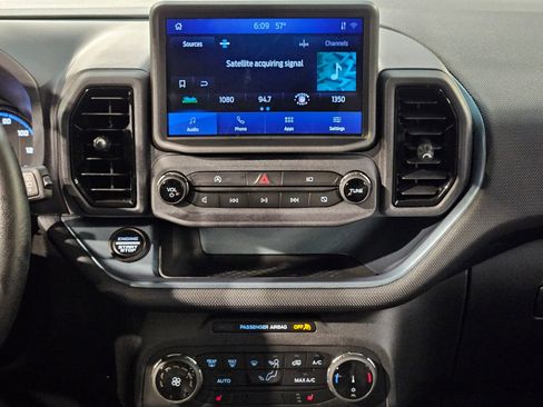 Used 2023 Ford Bronco Sport Badlands image 16