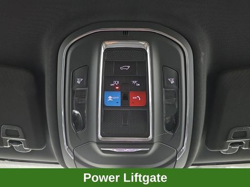 Used 2025 Jeep Grand Cherokee Altitude AWD/4WD image 38