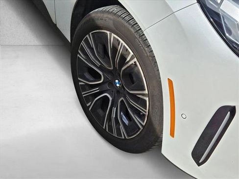 Certified 2025 BMW X3 xDrive30i w/ Premium Package image 5