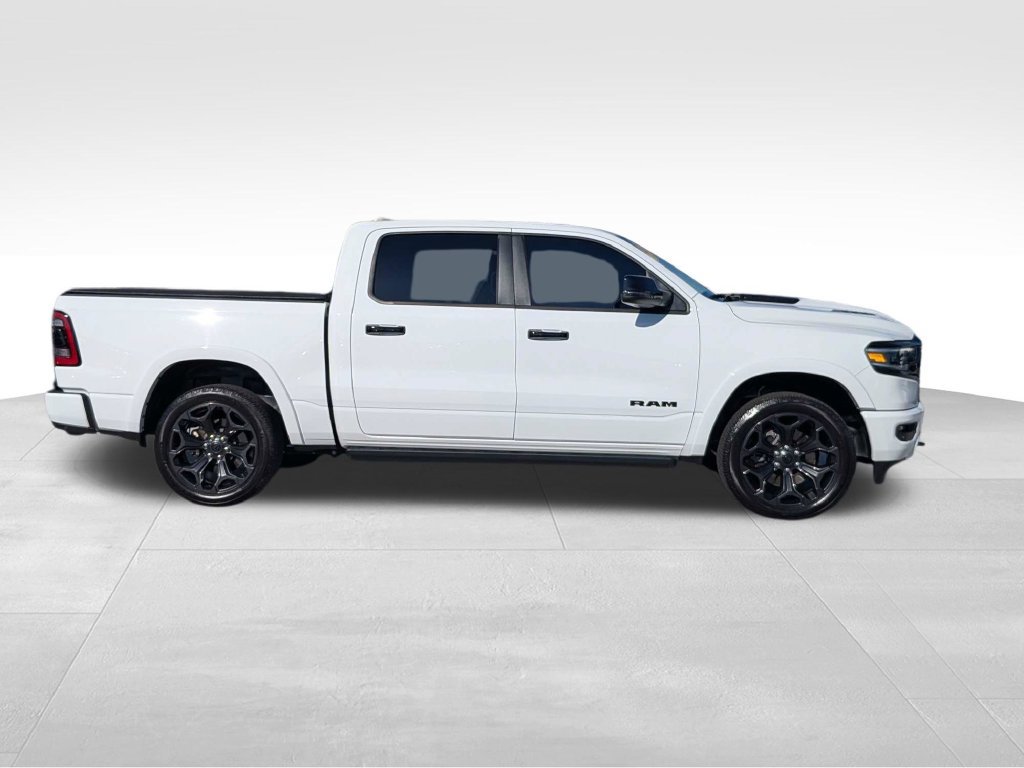 Used 2023 RAM 1500 Limited AWD/4WD image 3