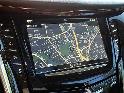 Used 2020 Cadillac Escalade Premium Luxury AWD/4WD image 16