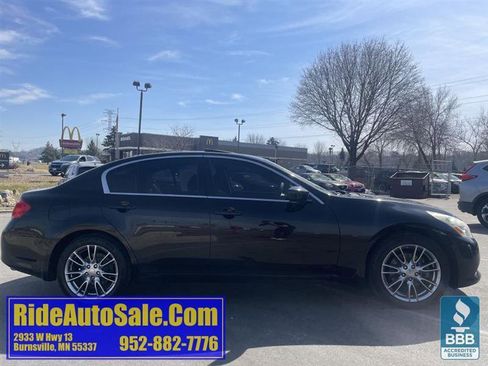 Used 2013 INFINITI G37 x Sedan w/ Premium Pkg image 4