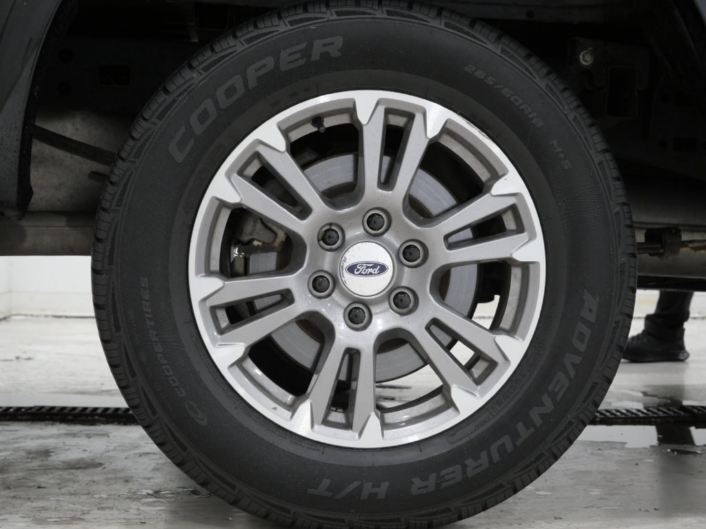 Used 2019 Ford F150 Lariat RWD image 8
