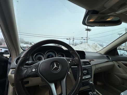 Used 2014 Mercedes-Benz C 300 4MATIC Sedan image 14