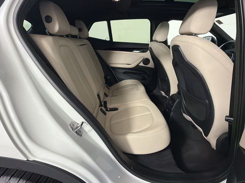 Used 2018 BMW X2 sDrive28i w/ Convenience Package FWD image 33
