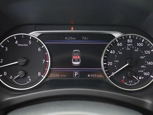 Certified 2025 Nissan Sentra SV FWD image 10