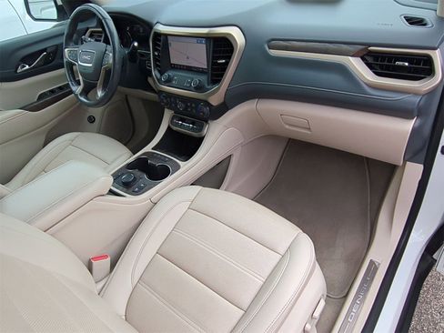 Certified 2022 GMC Acadia Denali w/ Denali Technology Package image 33