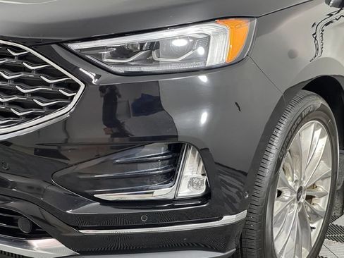 Used 2020 Ford Edge Titanium w/ Equipment Group 301A AWD/4WD image 13