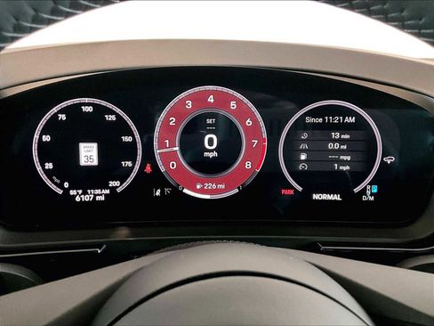 Used 2025 Porsche Cayenne GTS image 21