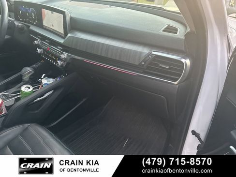 Certified 2024 Kia Telluride SX Prestige AWD/4WD image 29