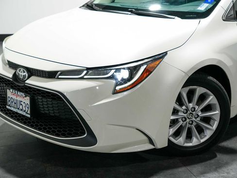 Used 2020 Toyota Corolla XLE FWD image 10