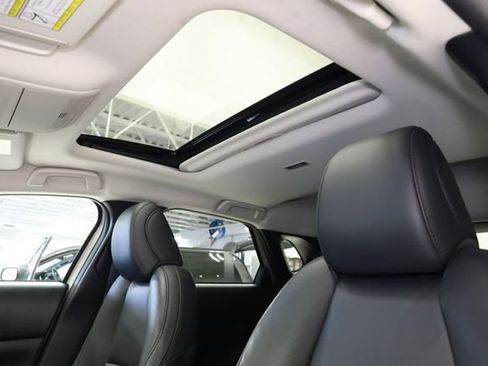 Used 2024 MAZDA CX-30 AWD 2.5 S w/ Premium Package image 27