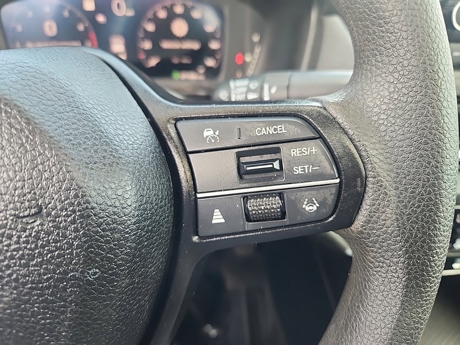 Used 2025 Honda Accord SE image 19