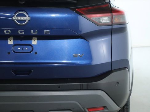 Used 2023 Nissan Rogue SV image 43