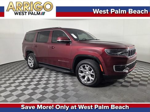 Used 2022 Jeep Wagoneer Series II AWD/4WD image 1
