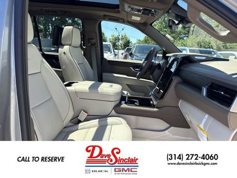 New 2026 GMC Yukon Denali w/ Denali Reserve Package AWD/4WD image 26