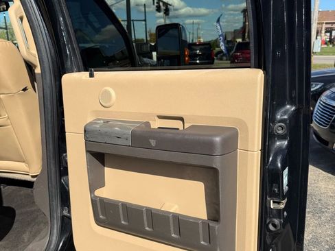 Used 2012 Ford F250 Lariat image 20