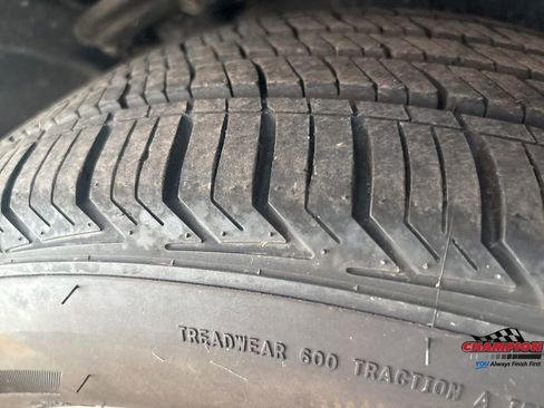 Used 2024 Jeep Compass Latitude image 16