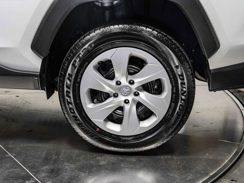 Certified 2025 Toyota RAV4 LE FWD image 10