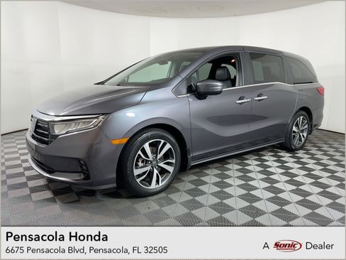 Used 2024 Honda Odyssey Touring image 1