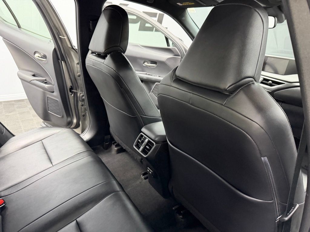 Used 2021 Lexus UX 200 w/ Accessory Package (Z1) FWD image 42