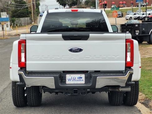 New 2026 Ford F350 XLT image 4