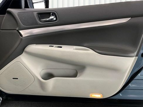 Used 2010 INFINITI G37 x w/ Premium Pkg image 28