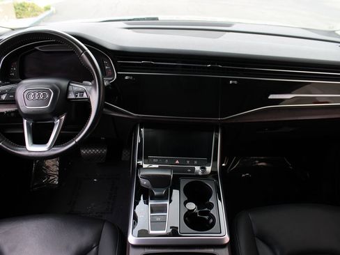 Used 2019 Audi Q8 Premium Plus w/ Premium Plus AWD/4WD image 10