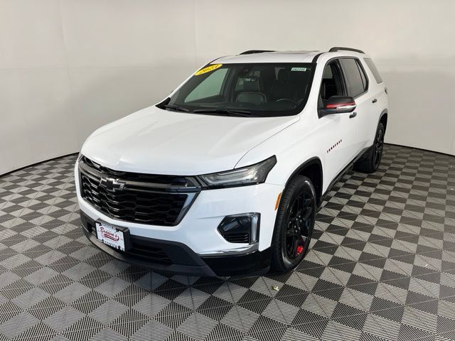 Used 2023 Chevrolet Traverse Premier w/ Redline Edition AWD/4WD image 3