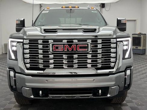 New 2026 GMC Sierra 2500 Denali w/ Denali Reserve Package image 19
