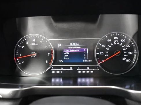 Used 2023 Kia Sorento LX FWD image 27