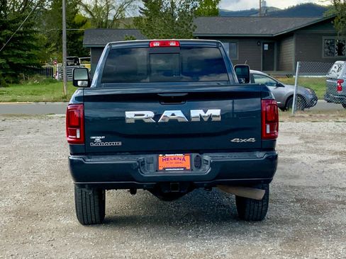 Used 2025 RAM 3500 Laramie AWD/4WD image 4