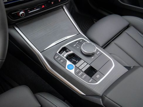 New 2026 BMW i4 xDrive40i AWD/4WD image 12
