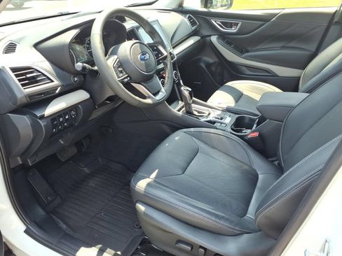 Used 2024 Subaru Forester Limited AWD/4WD image 15