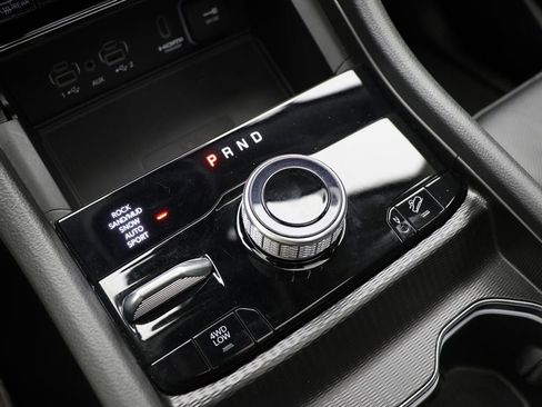 Used 2023 Jeep Grand Cherokee 30th Anniversary image 27